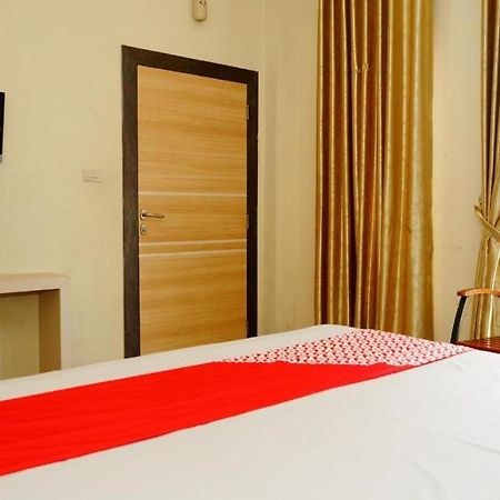 Hotel Golden Vella Pangkal Pinang Exterior photo