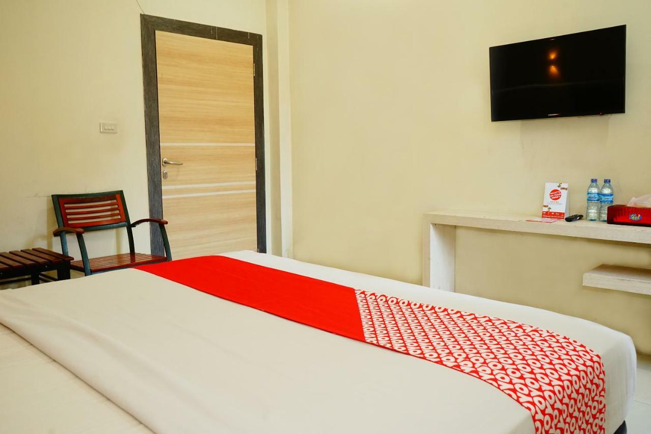 Hotel Golden Vella Pangkal Pinang Exterior photo