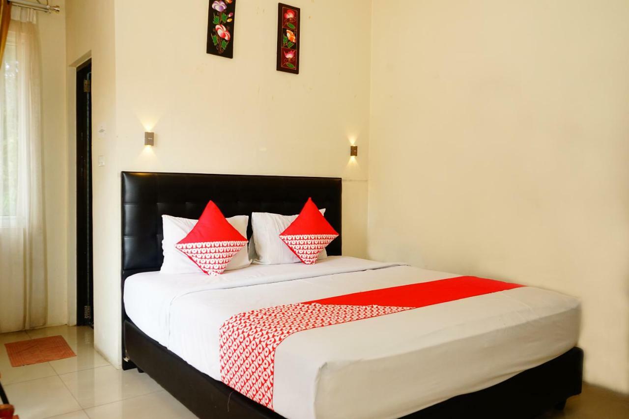 Hotel Golden Vella Pangkal Pinang Exterior photo